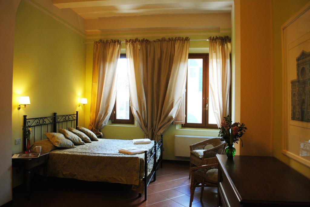 Residence La Medicea Florence Room photo